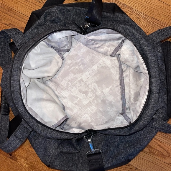 Lululemon city sweat Gray and Black Duffel Bags with Minimalist Design - Picture 4 of 6